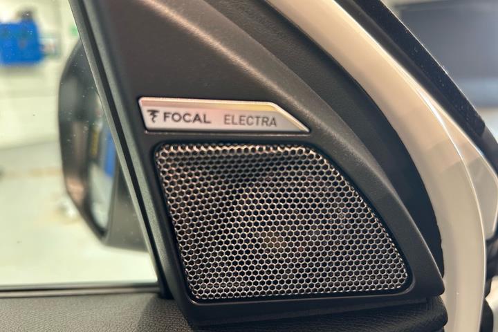 Hvid DS DS7 Crossback fra 2023