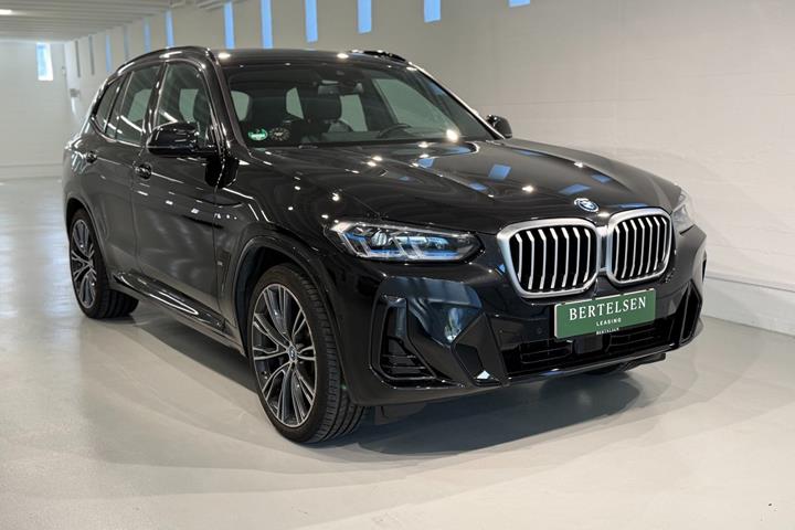 Sort BMW X3 fra 2023