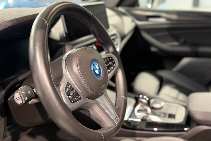 Sort BMW X3 fra 2023