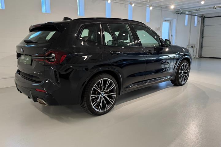Sort BMW X3 fra 2023