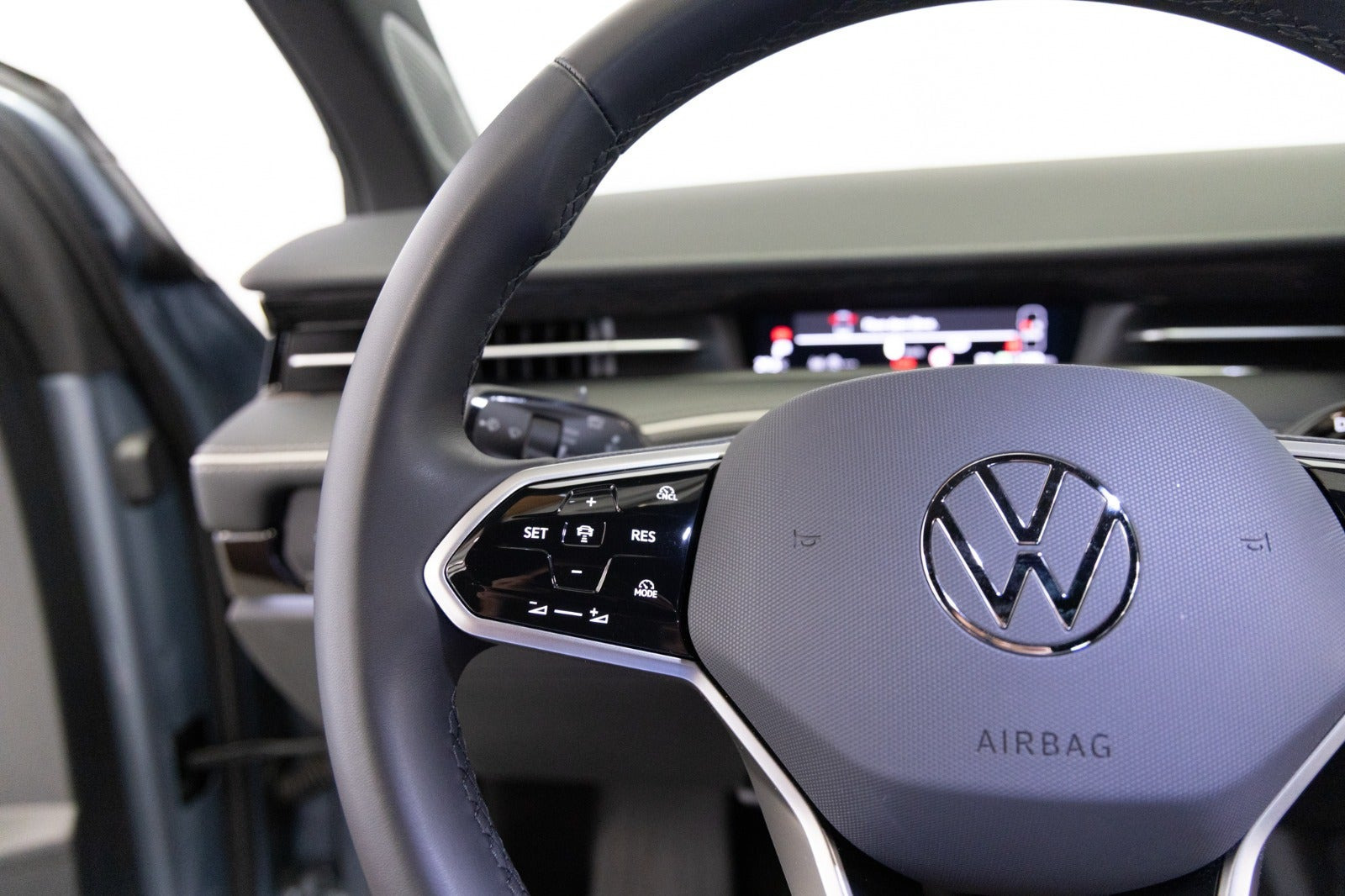 Blå VW ID.7 fra 2025