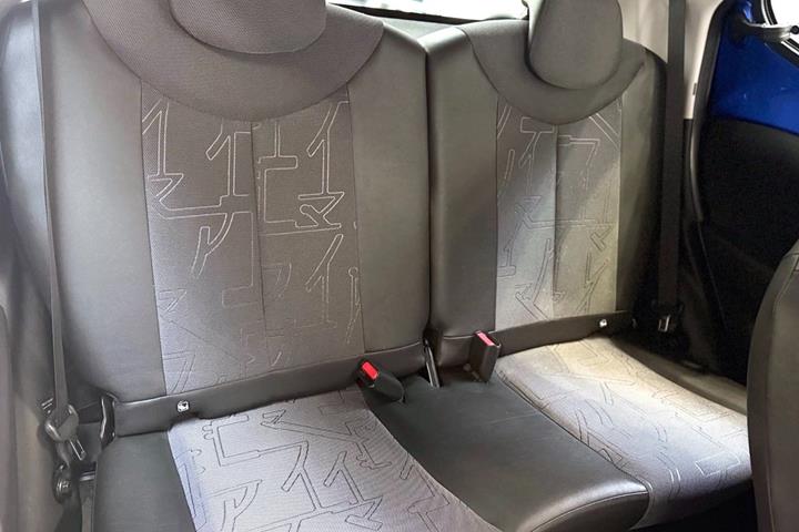 Blå Toyota Aygo fra 2018