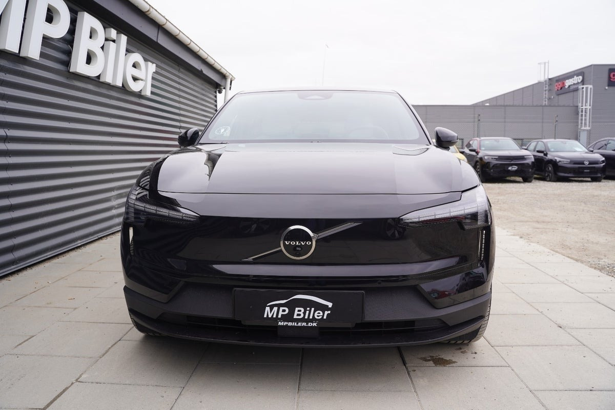 Sort Volvo EX30 fra 2025