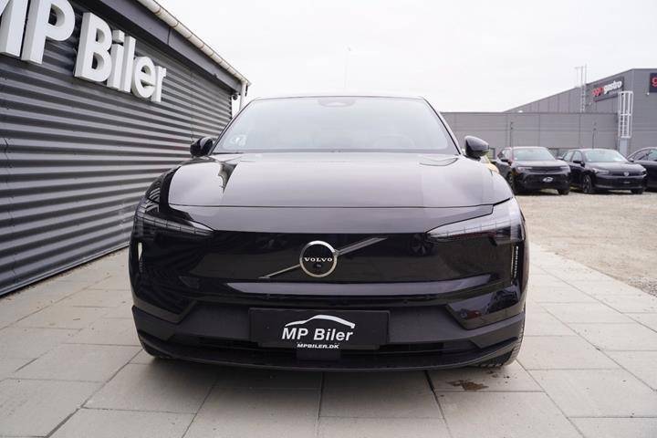 Sort Volvo EX30 fra 2025