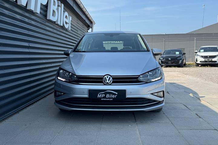 Sølv VW Golf Sportsvan fra 2019