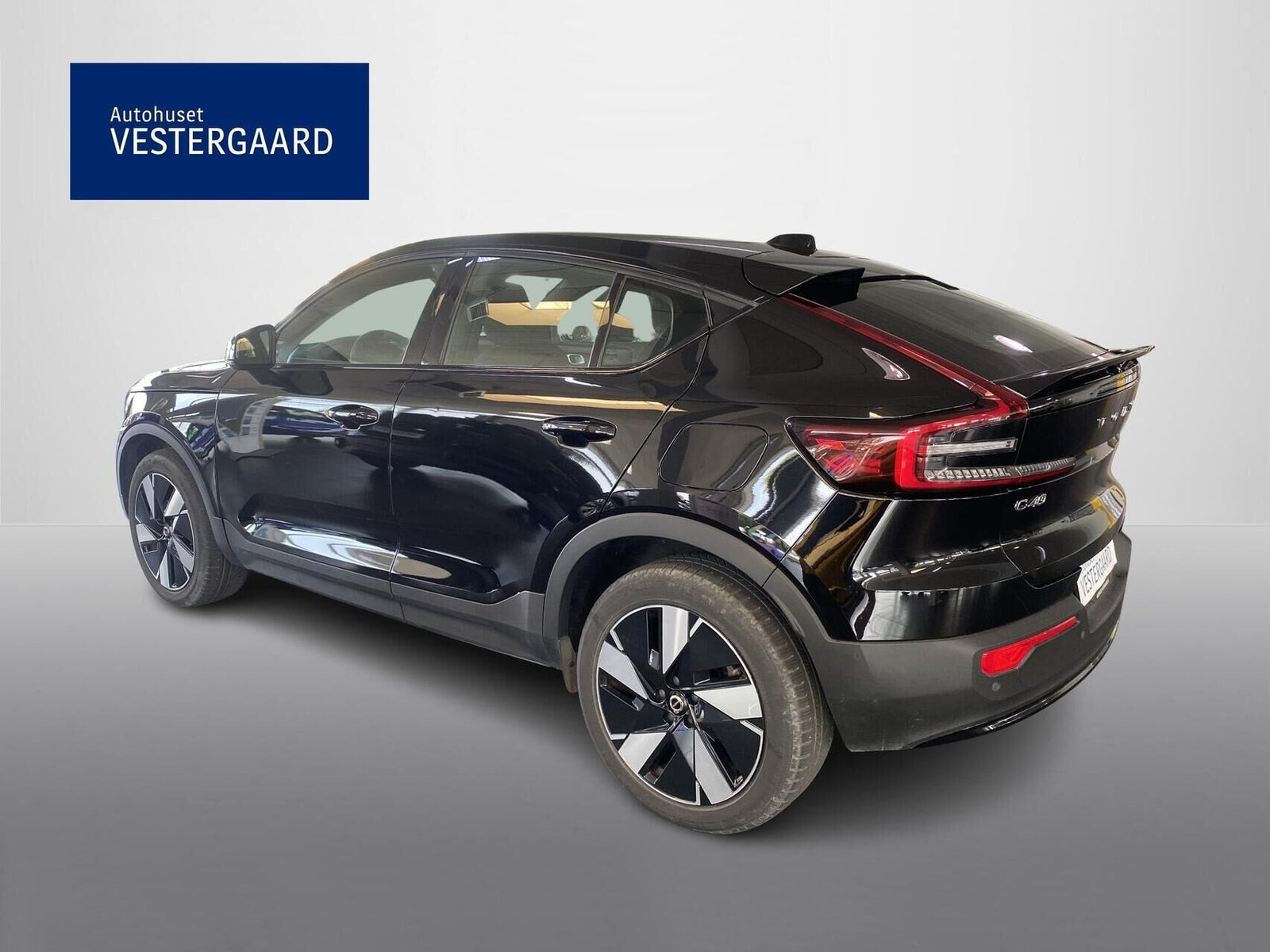Sort Volvo C40 fra 2024