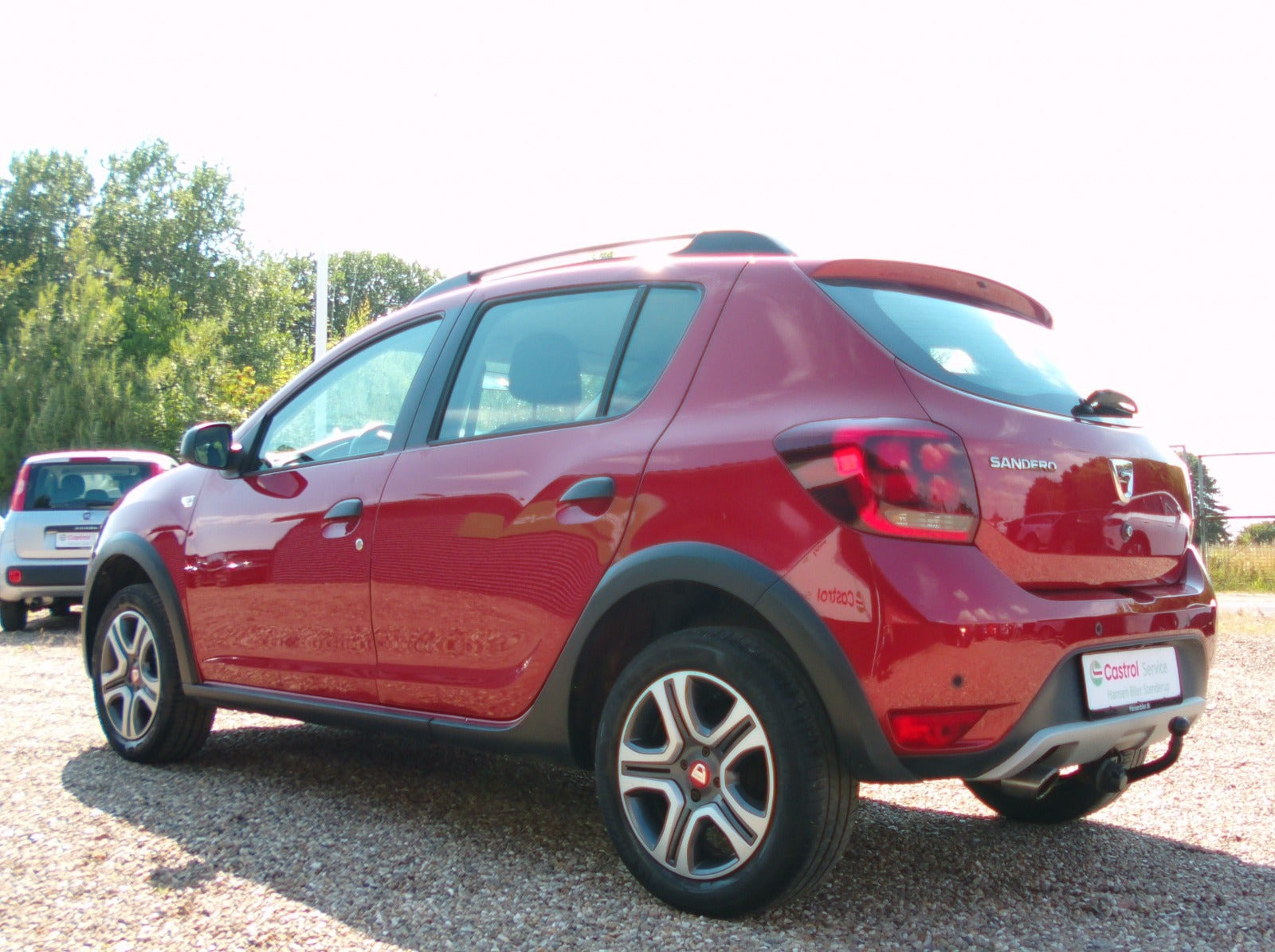 Rød Dacia Sandero fra 2018