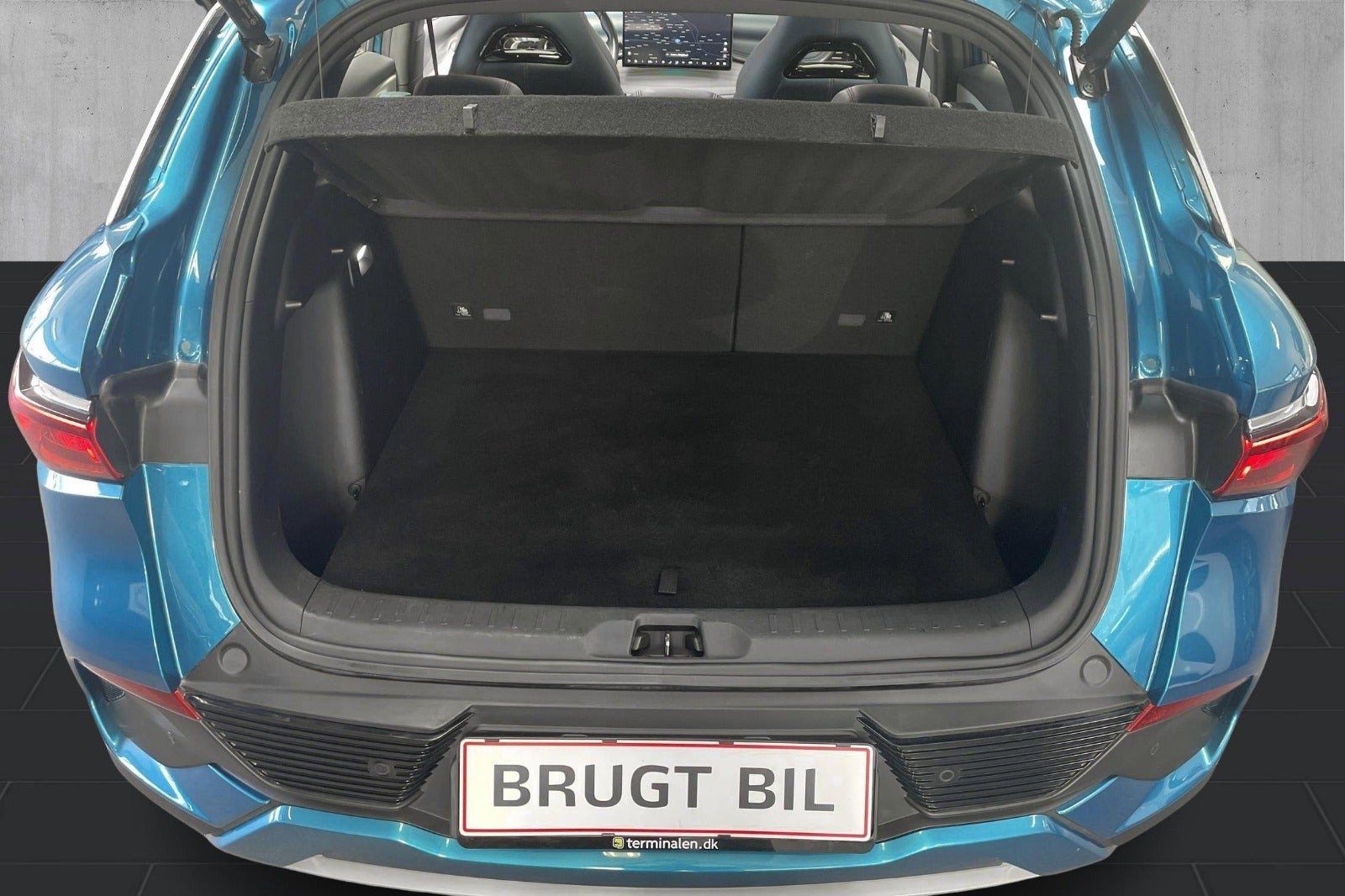 Blå BYD Atto 3 fra 2022