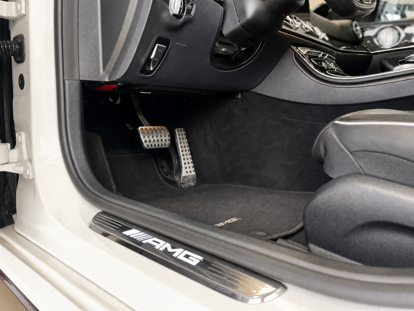 Hvid Mercedes E63 fra 2018