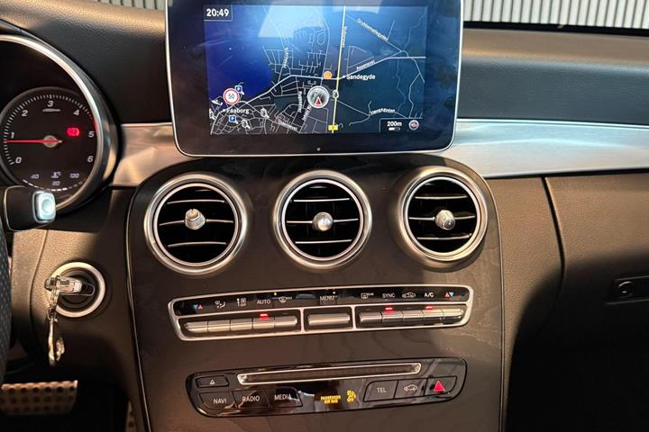 Grå Mercedes C220 d fra 2017