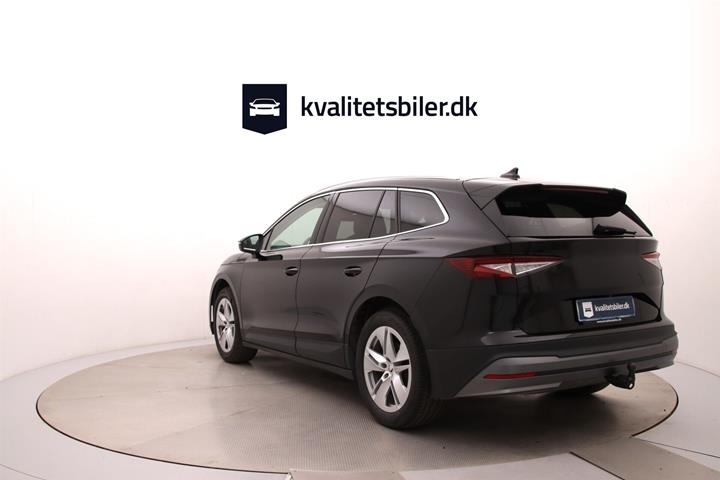 Sort Skoda Enyaq fra 2023