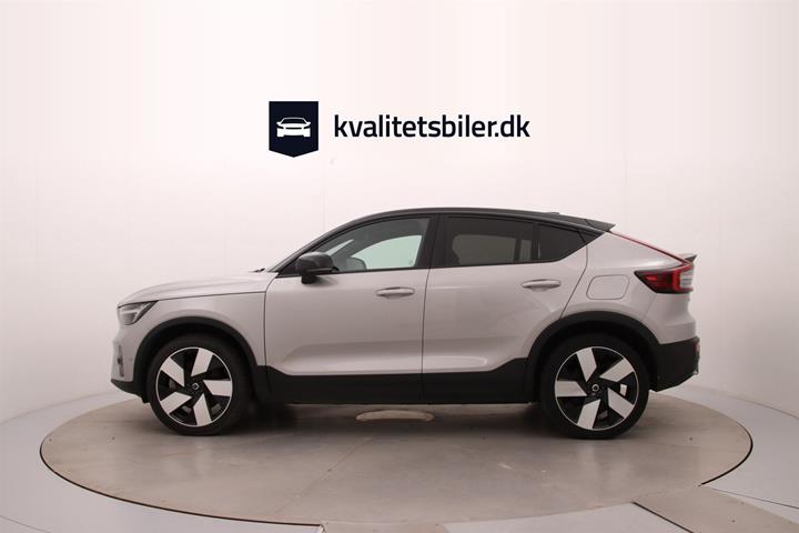 Sølv Volvo C40 fra 2022