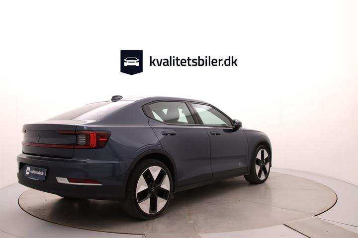 Blå Polestar 2 fra 2023