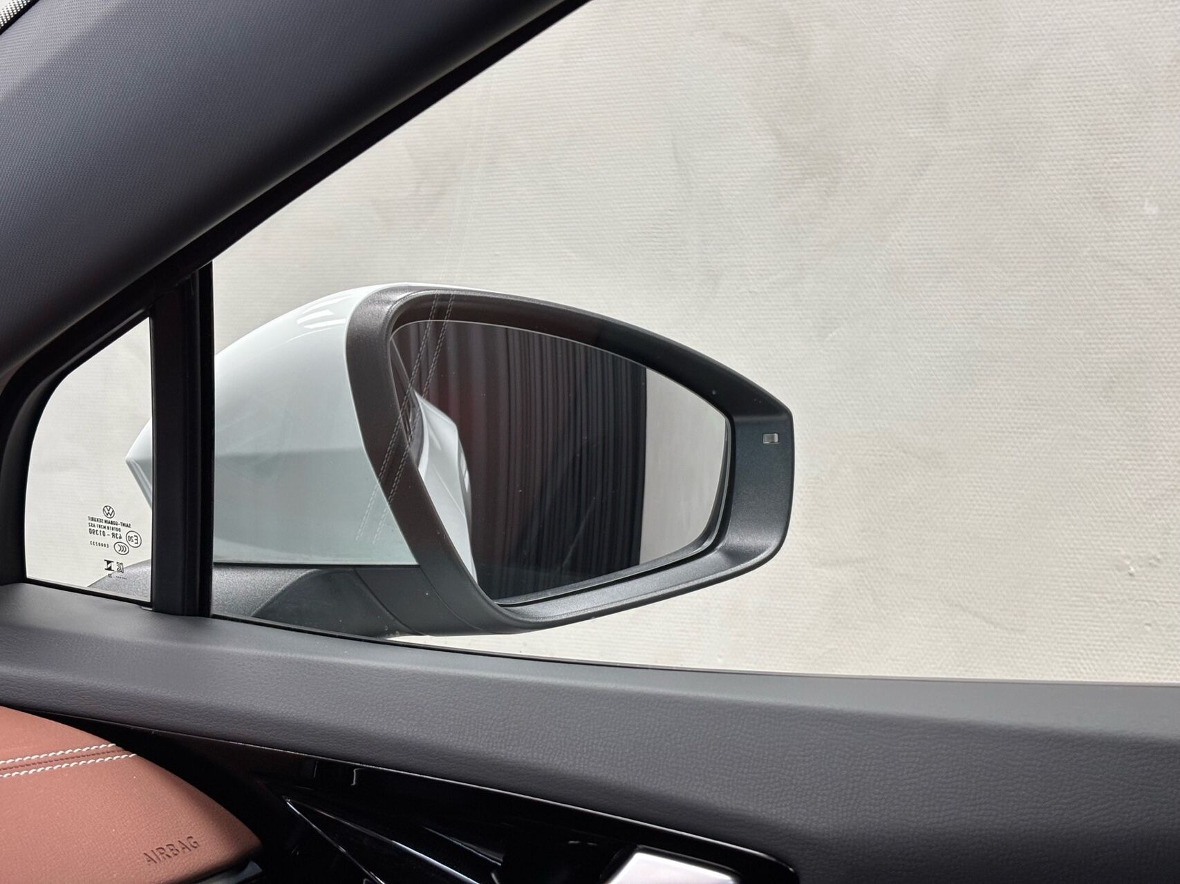 Hvid VW ID.5 fra 2023
