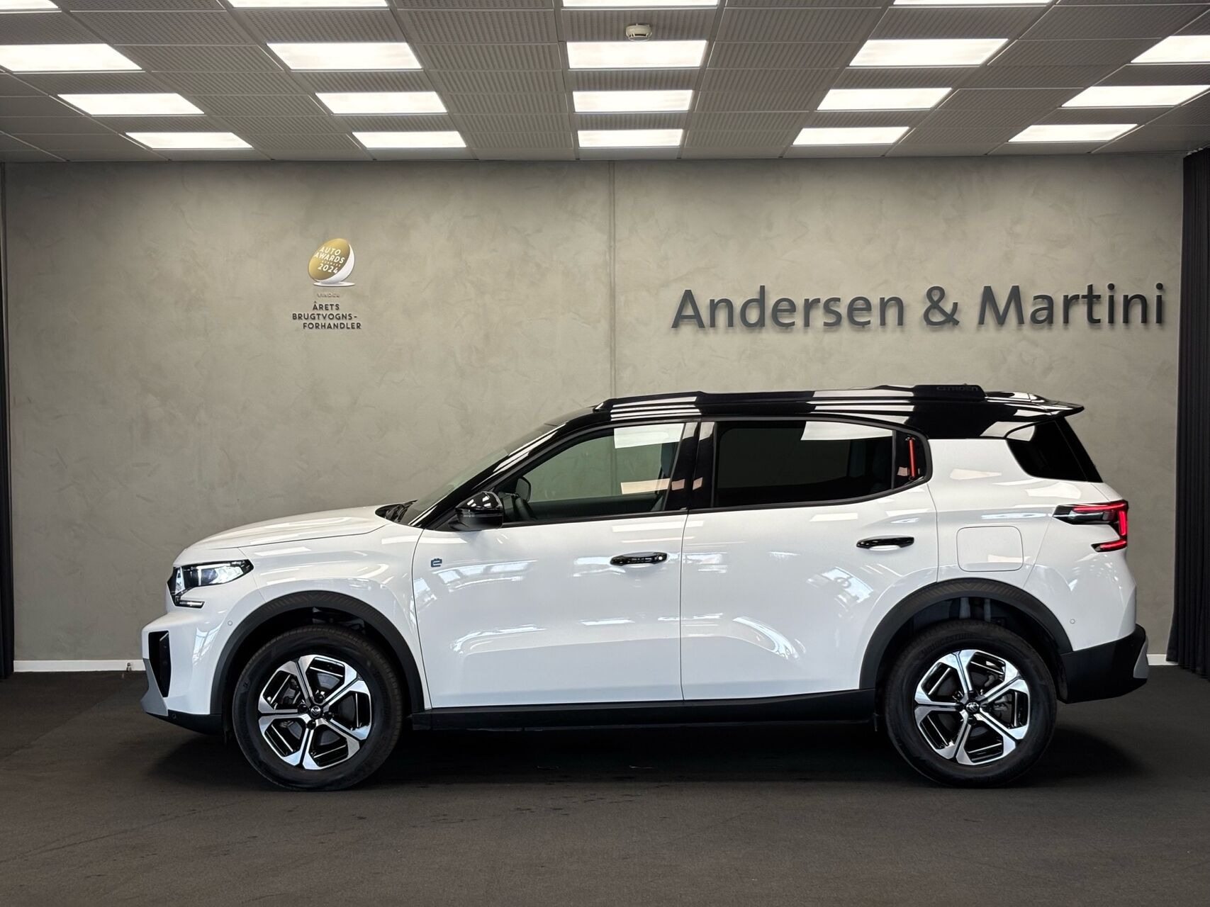 Hvid Citroën e-C3 Aircross fra 2025