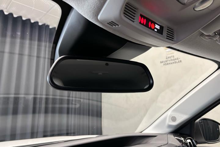 Hvid Citroën e-C3 Aircross fra 2025