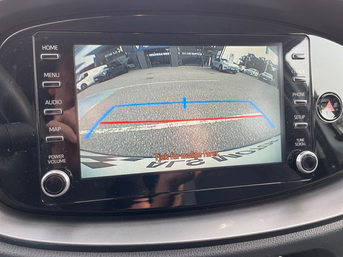 Hvid Toyota Aygo X fra 2023