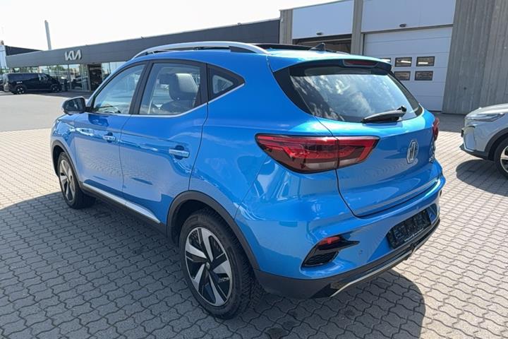 Blå MG ZS fra 2023