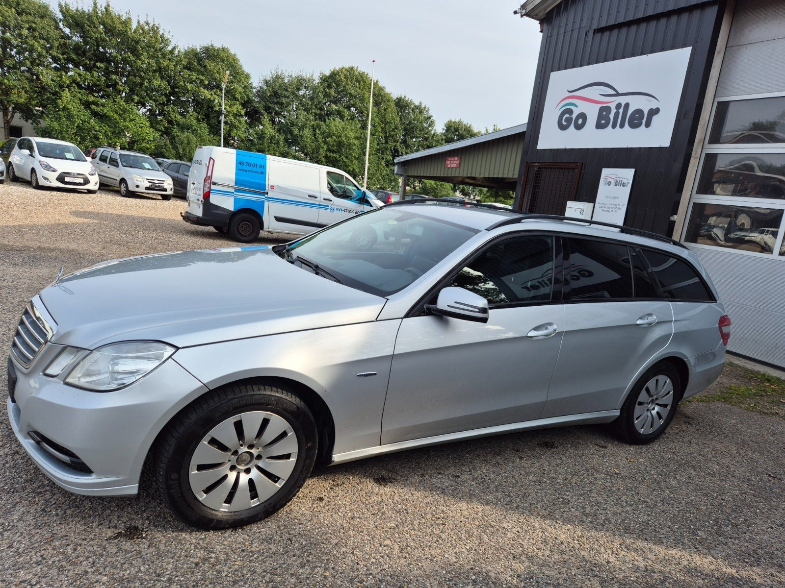 Grøn Mercedes E200 fra 2011