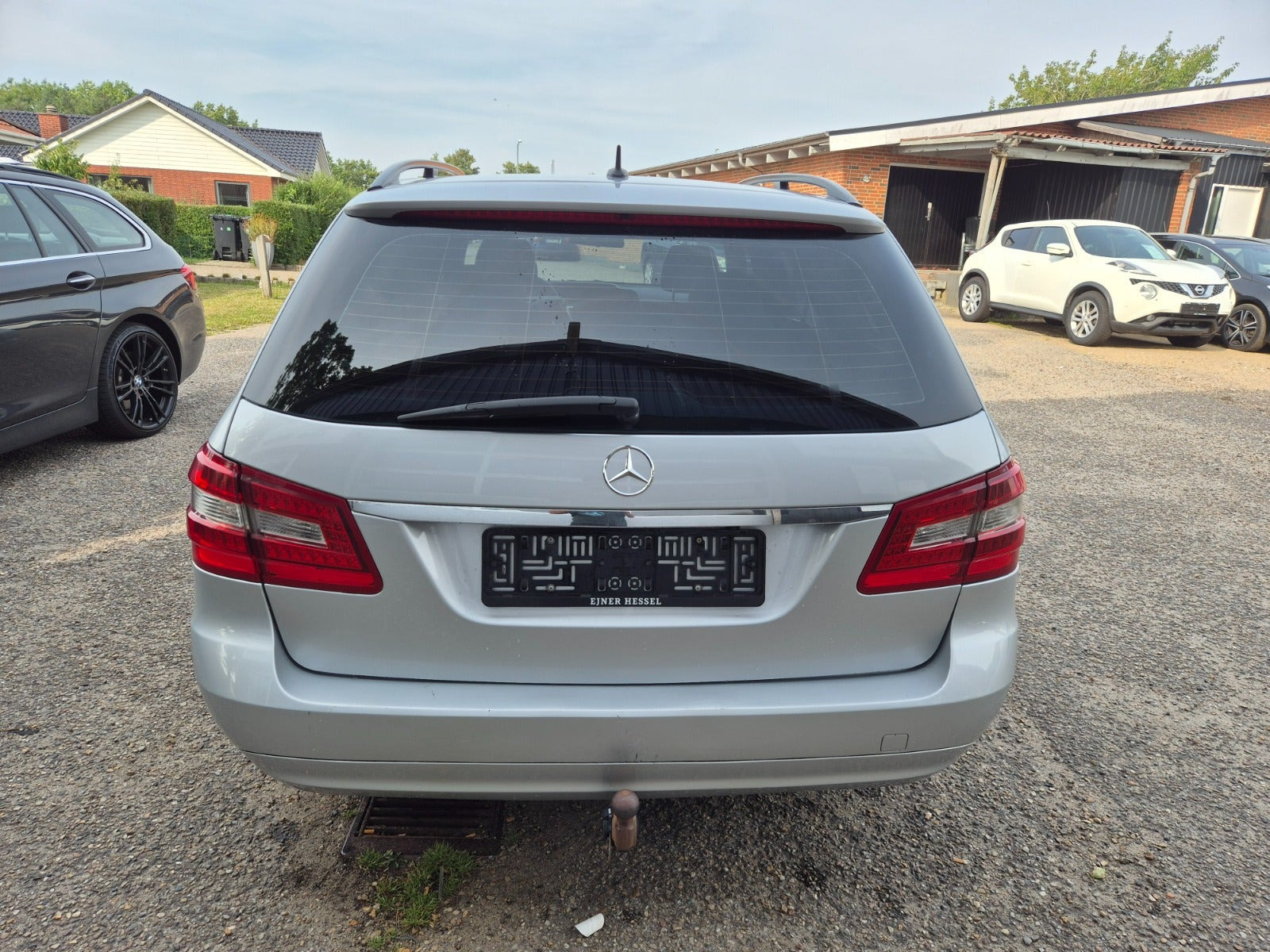 Grøn Mercedes E200 fra 2011