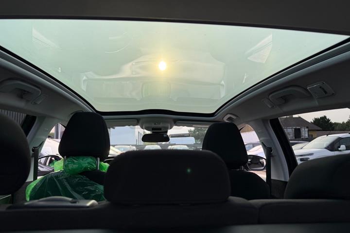 undefined Peugeot 308 fra 2017