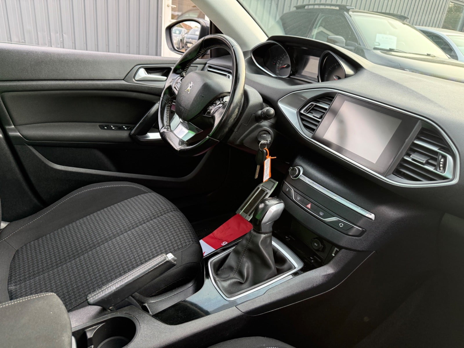 undefined Peugeot 308 fra 2017