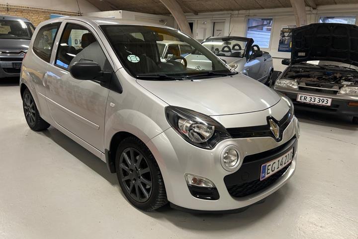 Sølv Renault Twingo fra 2012