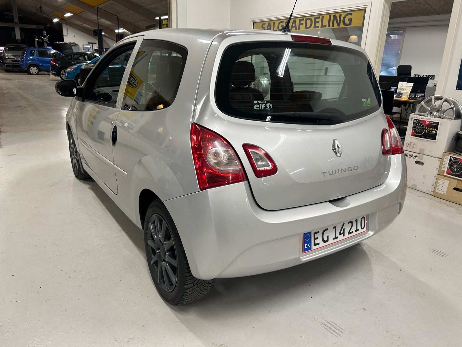 Sølv Renault Twingo fra 2012