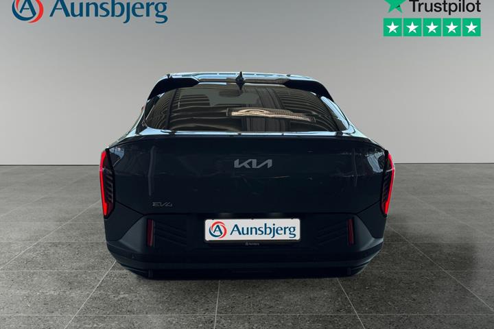 Grå Kia EV4 fra 2026