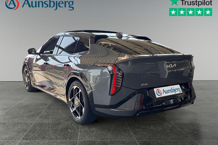Grå Kia EV4 fra 2026