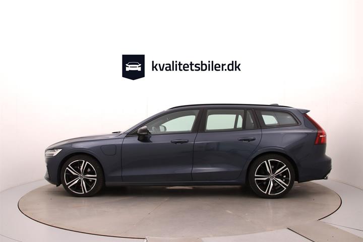 Blå Volvo V60 fra 2021