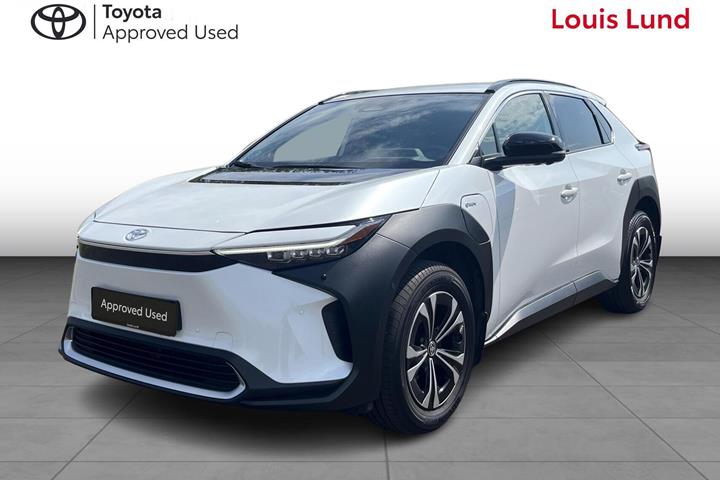 Hvid Toyota BZ4X fra 2025