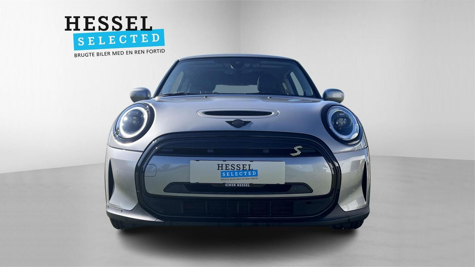 Sølv Mini Cooper SE fra 2023