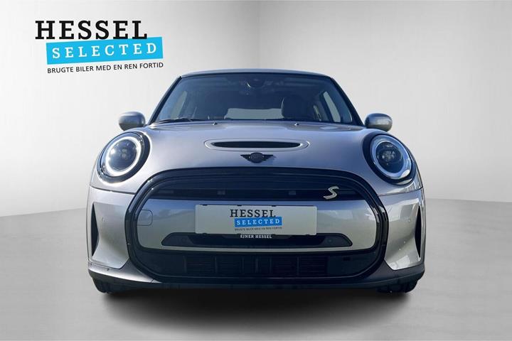 Sølv Mini Cooper SE fra 2023