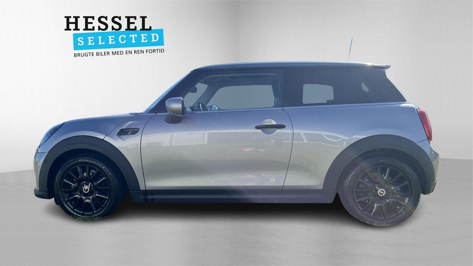 Sølv Mini Cooper SE fra 2023
