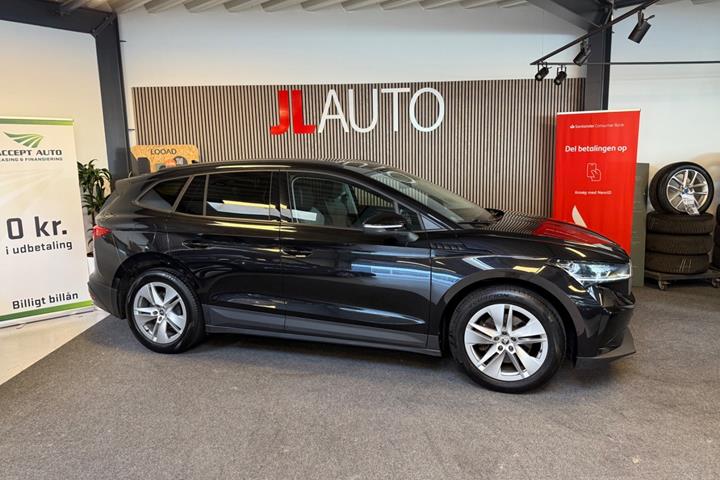 Sort Skoda Enyaq fra 2022