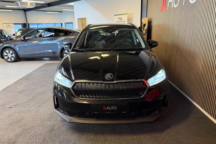Sort Skoda Enyaq fra 2022
