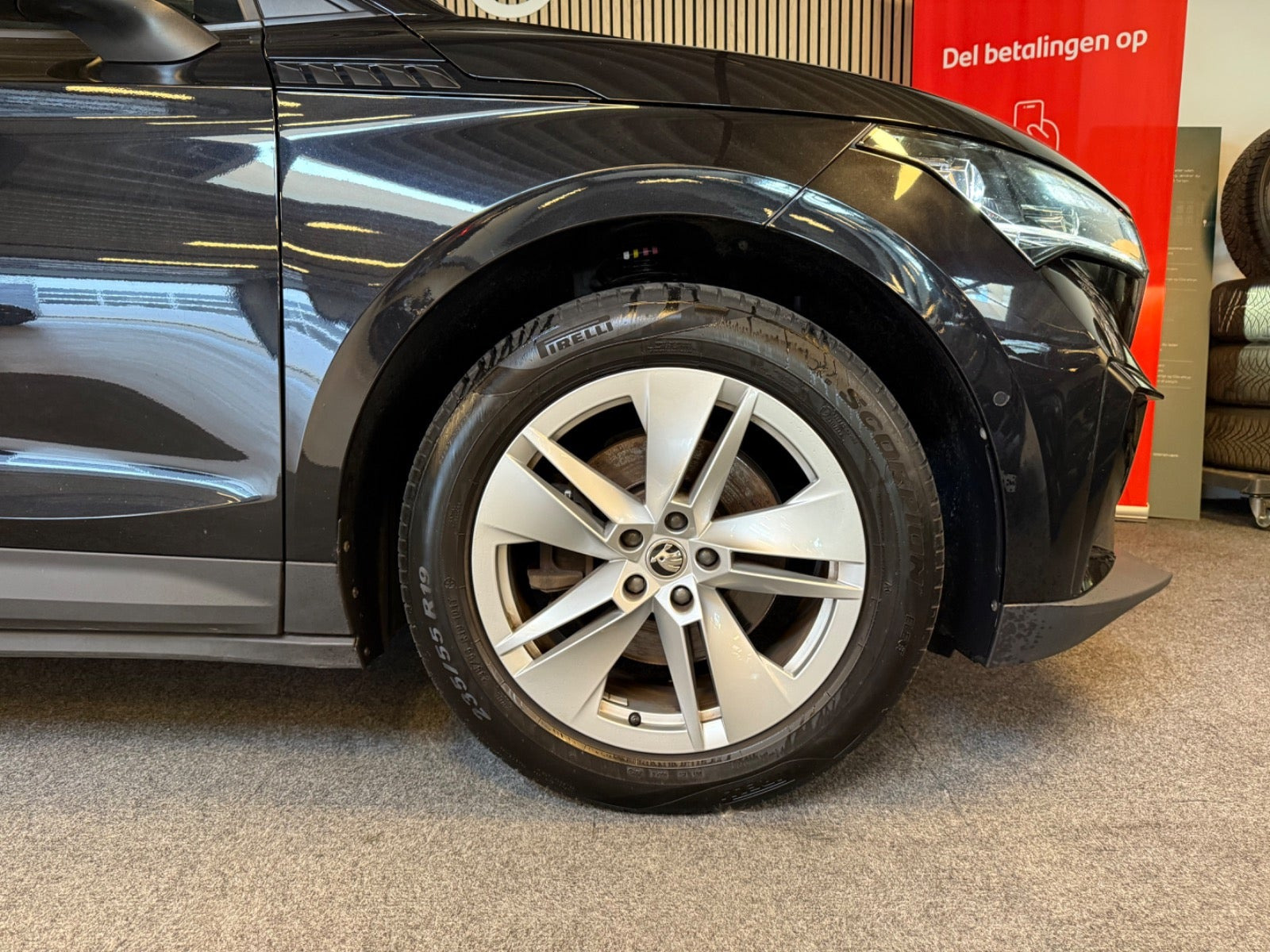 Sort Skoda Enyaq fra 2022