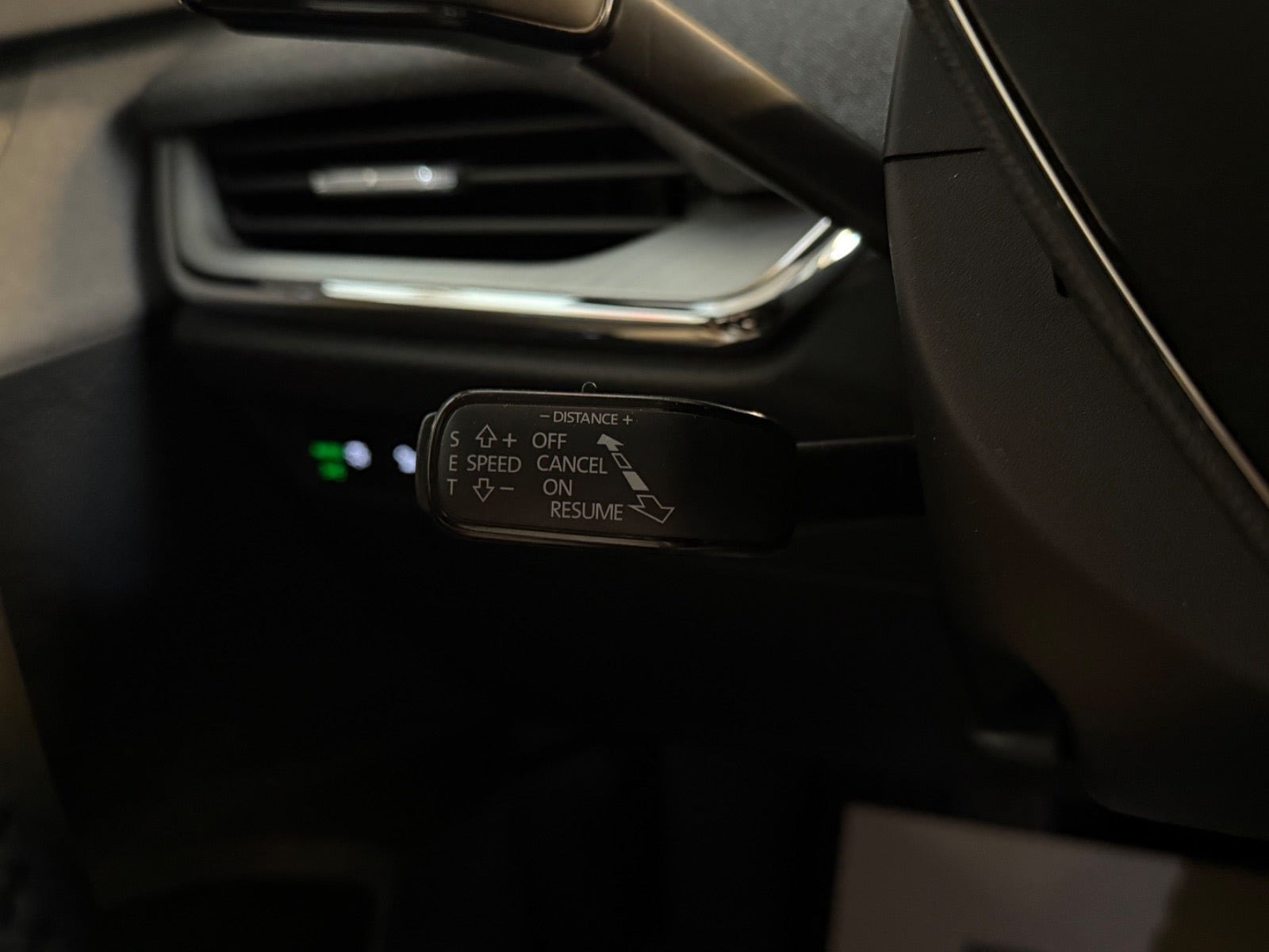 Sort Skoda Enyaq fra 2022