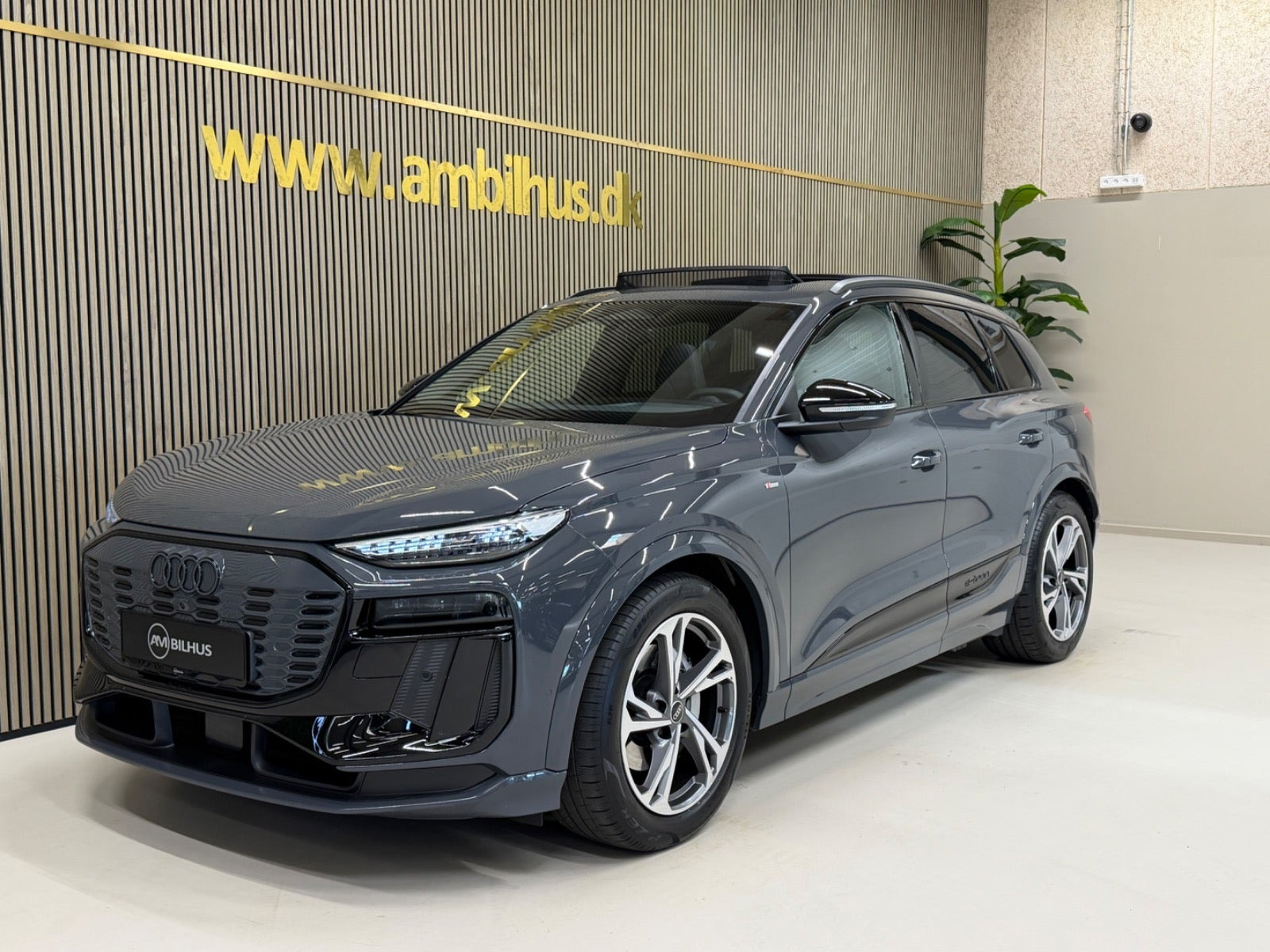 Audi Q6 e-tron S-line plus quattro