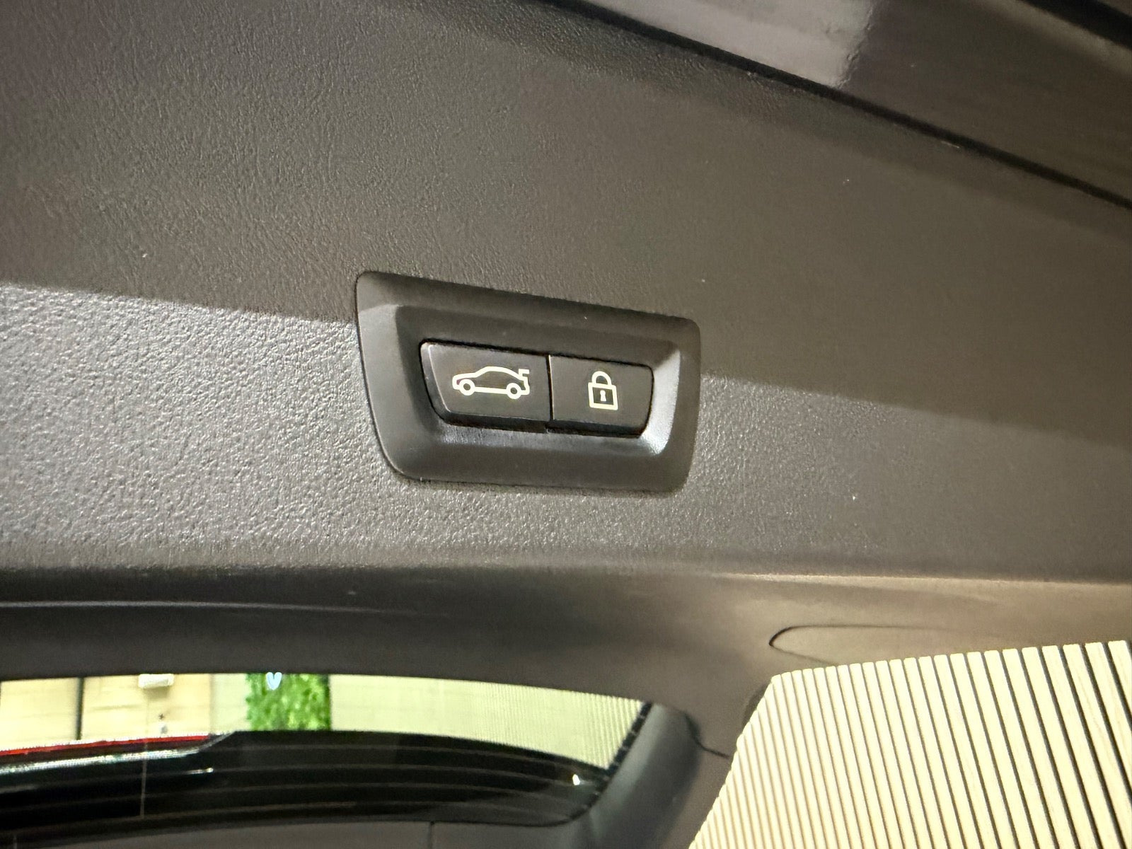 Sort BMW iX3 fra 2023