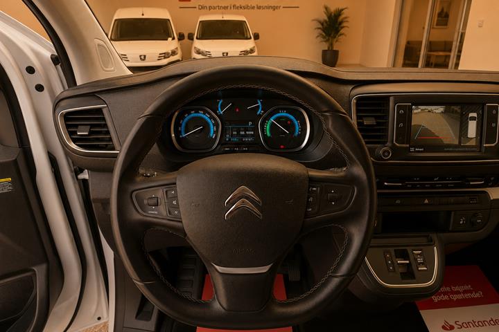 Hvid Citroën e-Jumpy fra 2023