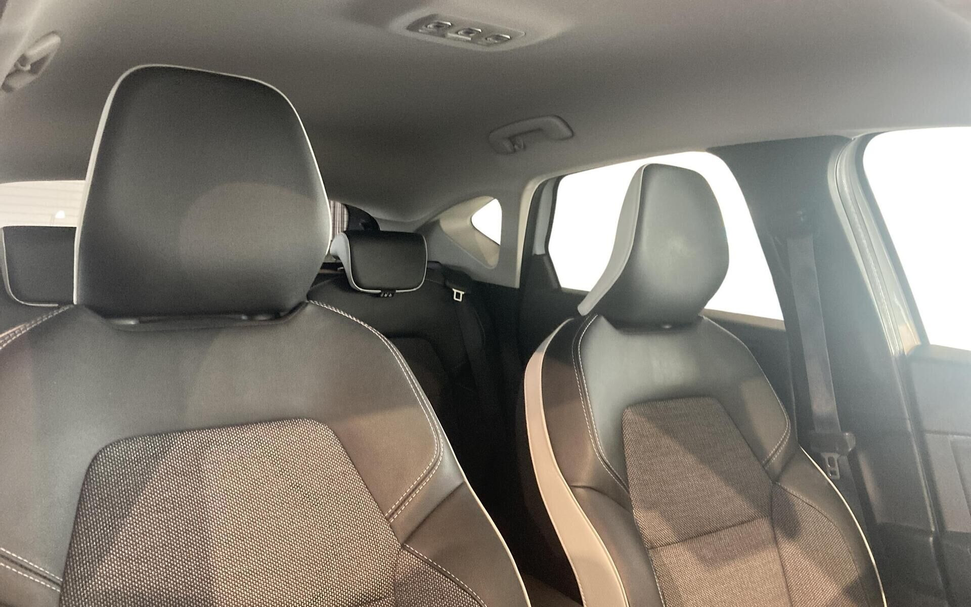 Hvid Renault Captur fra 2021
