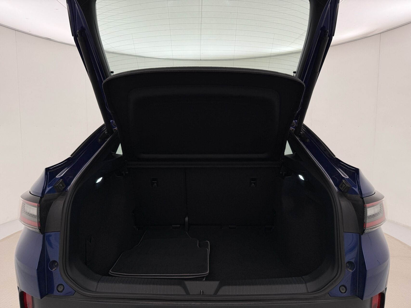 Blå VW ID.5 fra 2023