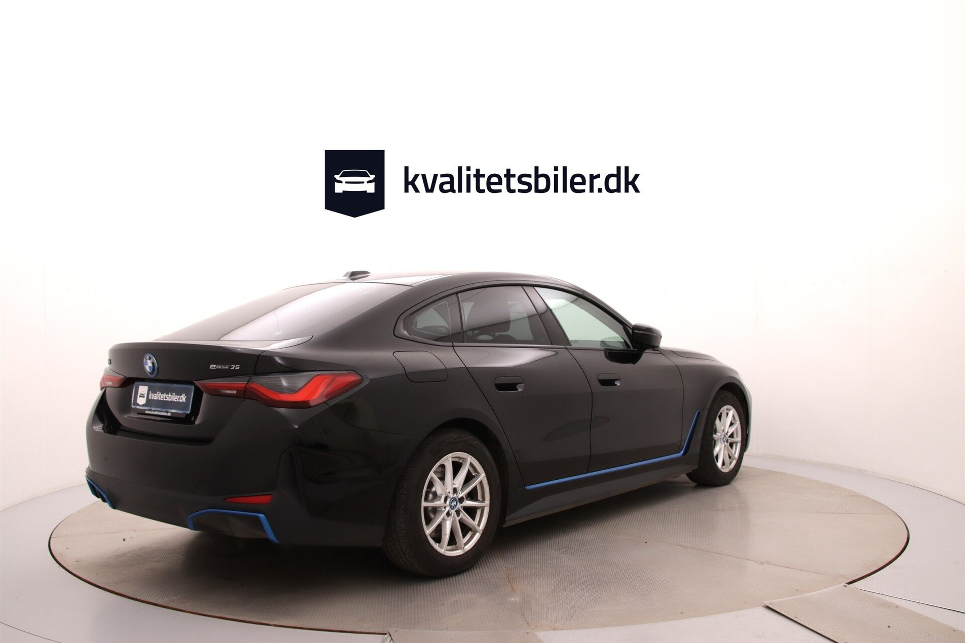 Sort BMW i4 fra 2024