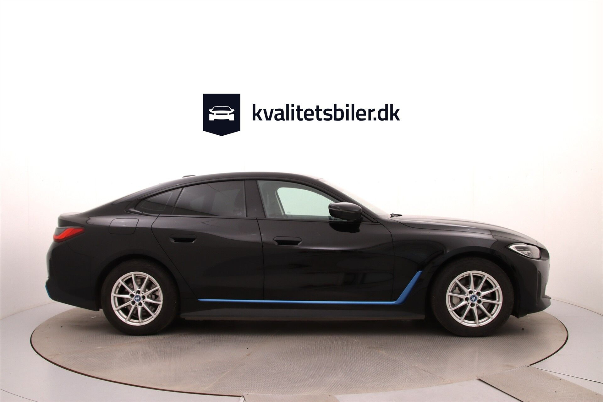 Sort BMW i4 fra 2024