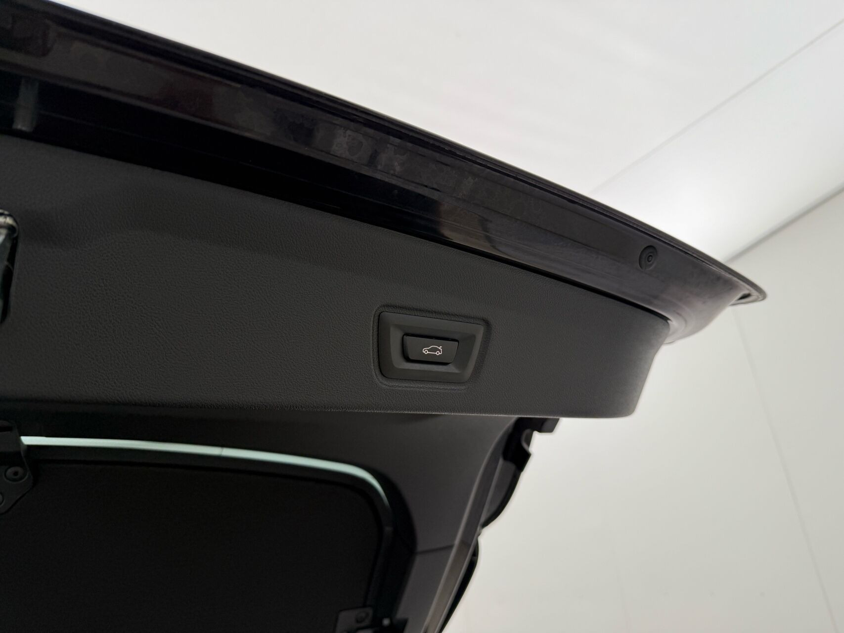 Sort BMW i4 fra 2024