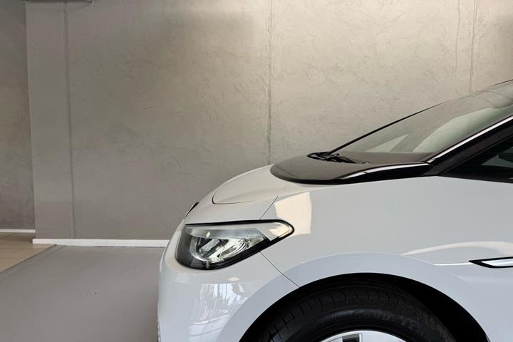 Hvid VW ID.3 fra 2022