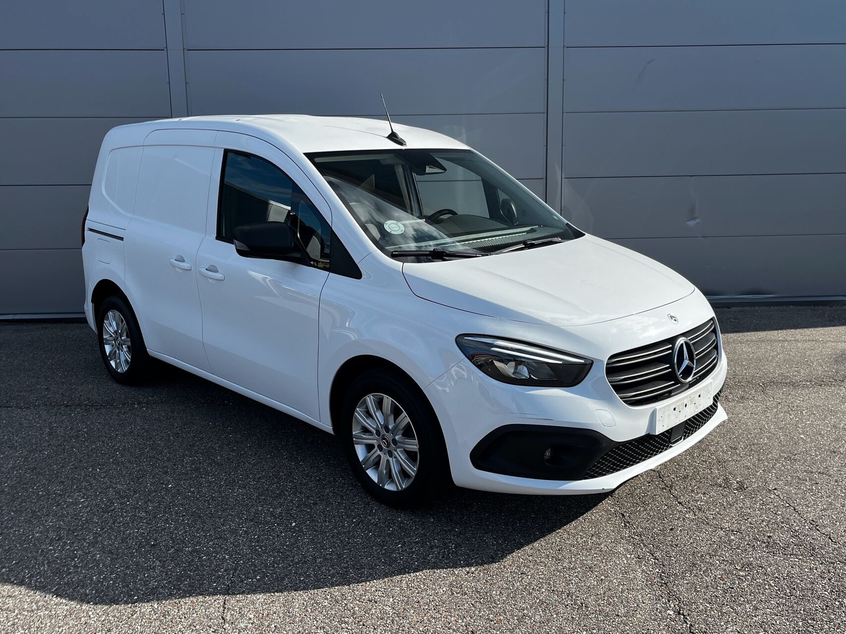 Hvid Mercedes Citan fra 2022