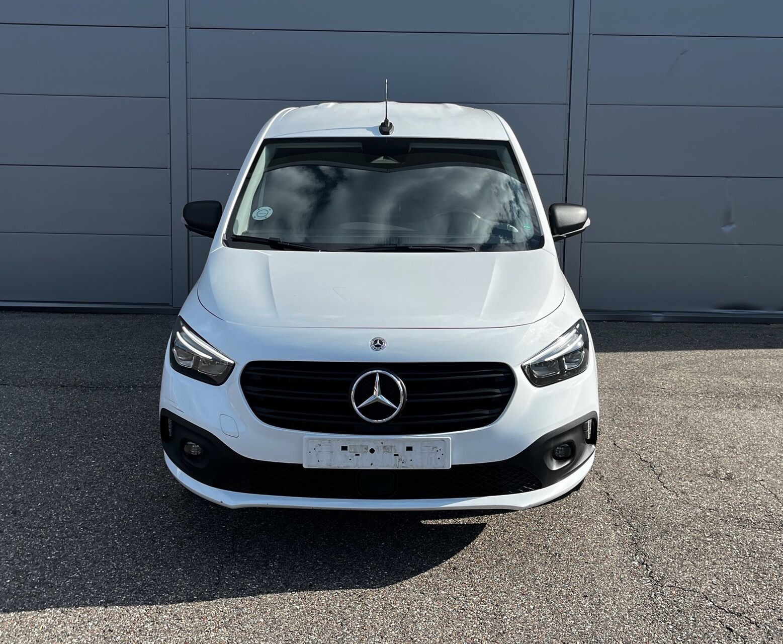 Hvid Mercedes Citan fra 2022